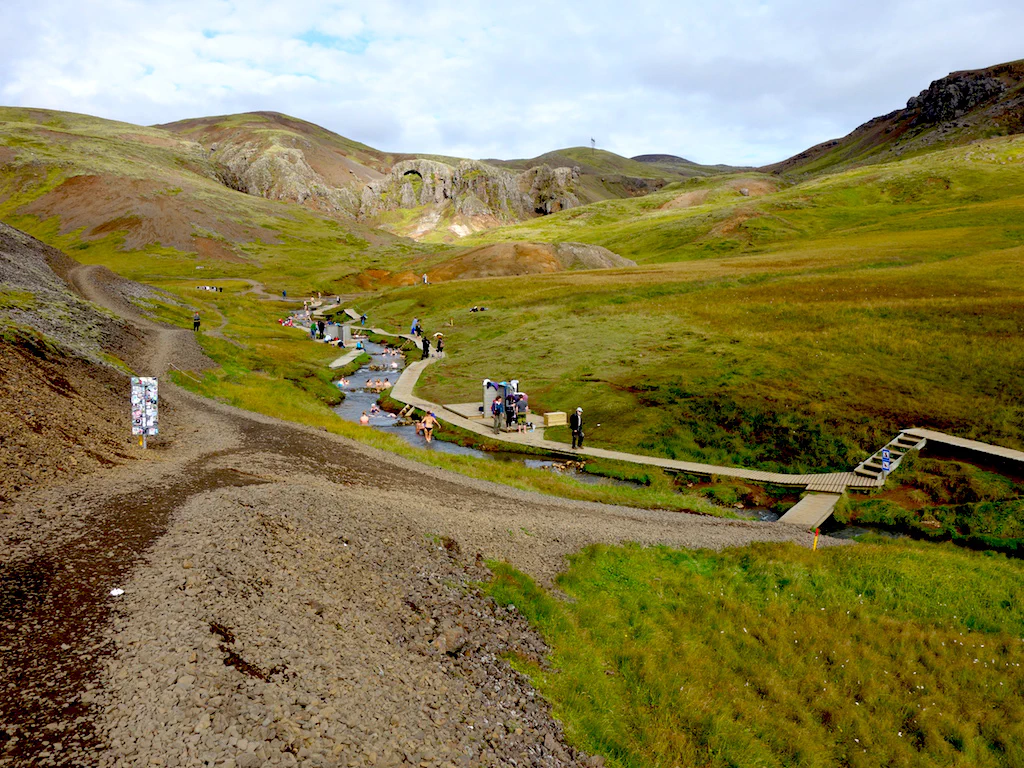 Der badewannenwarme Fluss Reykjadalur
