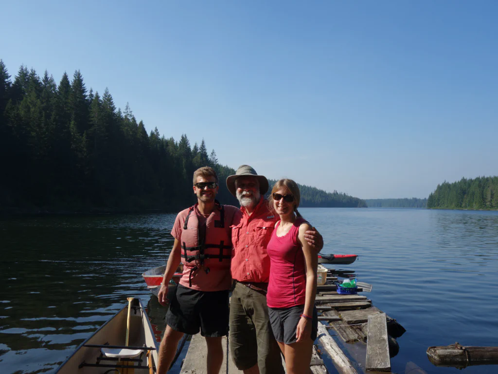 Zeit für ein Gruppenfoto muss trotz später Stunde sein!