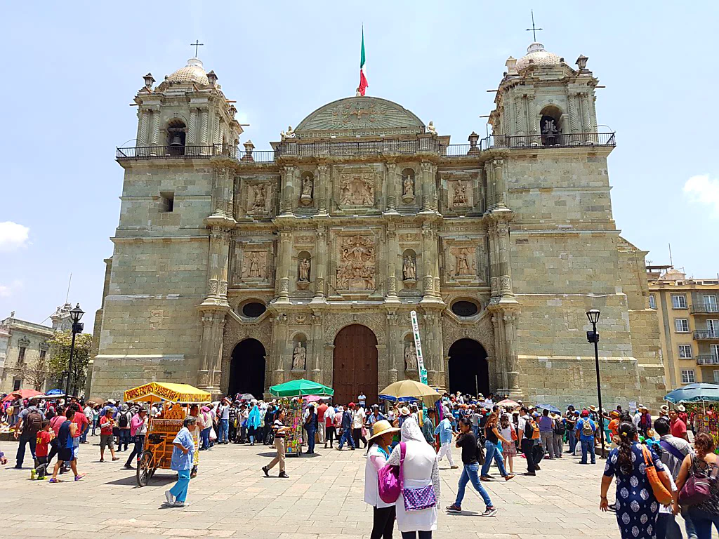 Viel los auf dem Zócalo - dem Marktplatz.