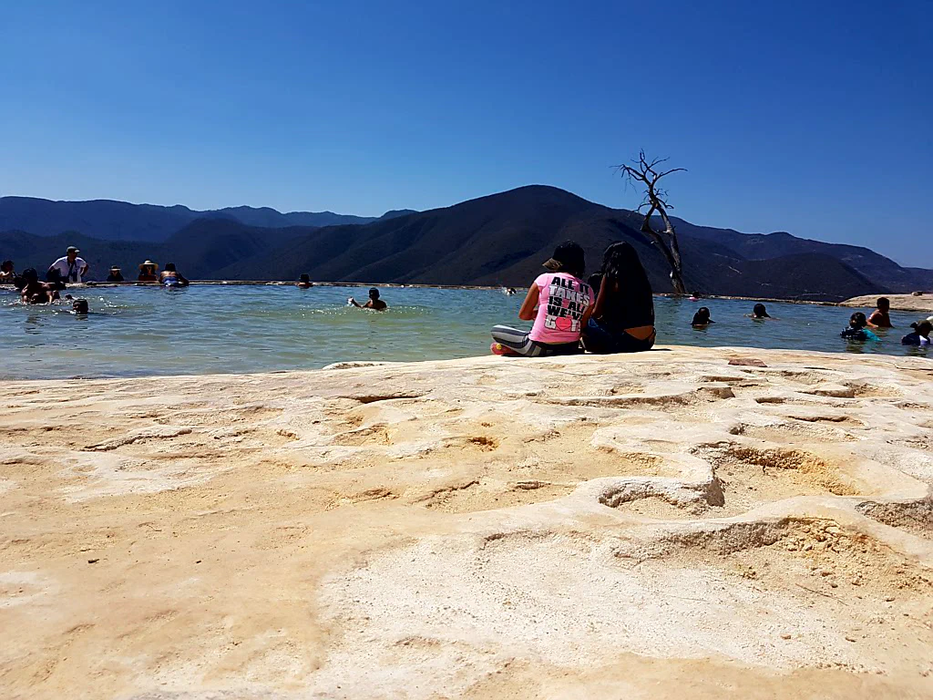 Um gleich jegliche Illusion zu nehmen: es war heillos überfüllt!