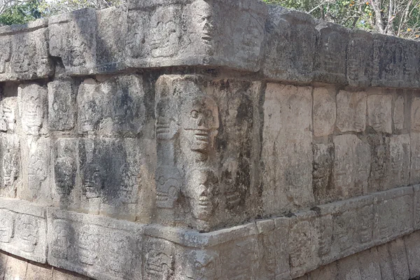 Mexiko: Mayaruinen und Cenotes rund um Valladolid