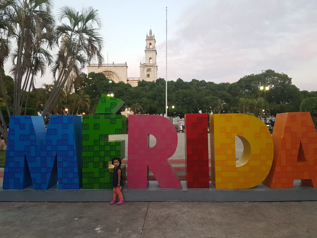 Zocalo - der Hauptplatz von Mérida mit der ältesten Kathedrale des amerikanischen Kontinents